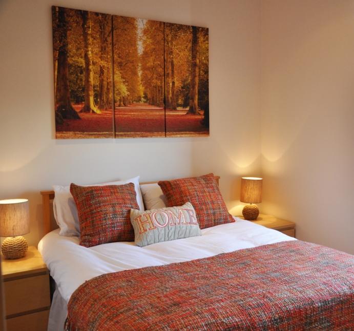 Zinn Apartments - City Centre Абърдийн Стая снимка