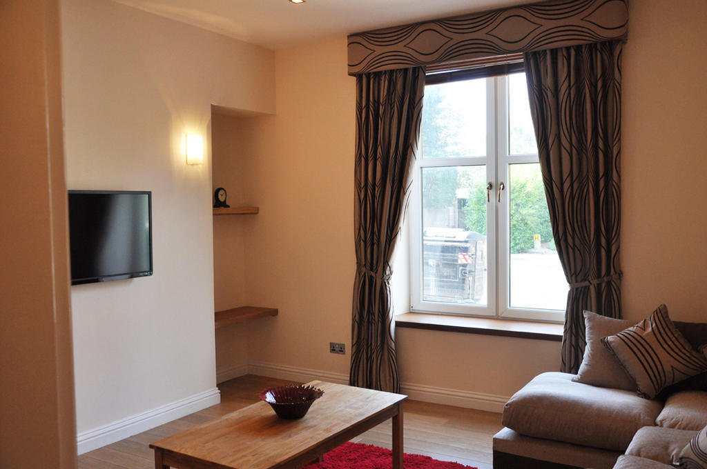 Zinn Apartments - City Centre Абърдийн Стая снимка