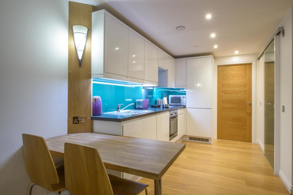 Zinn Apartments - City Centre Абърдийн Екстериор снимка