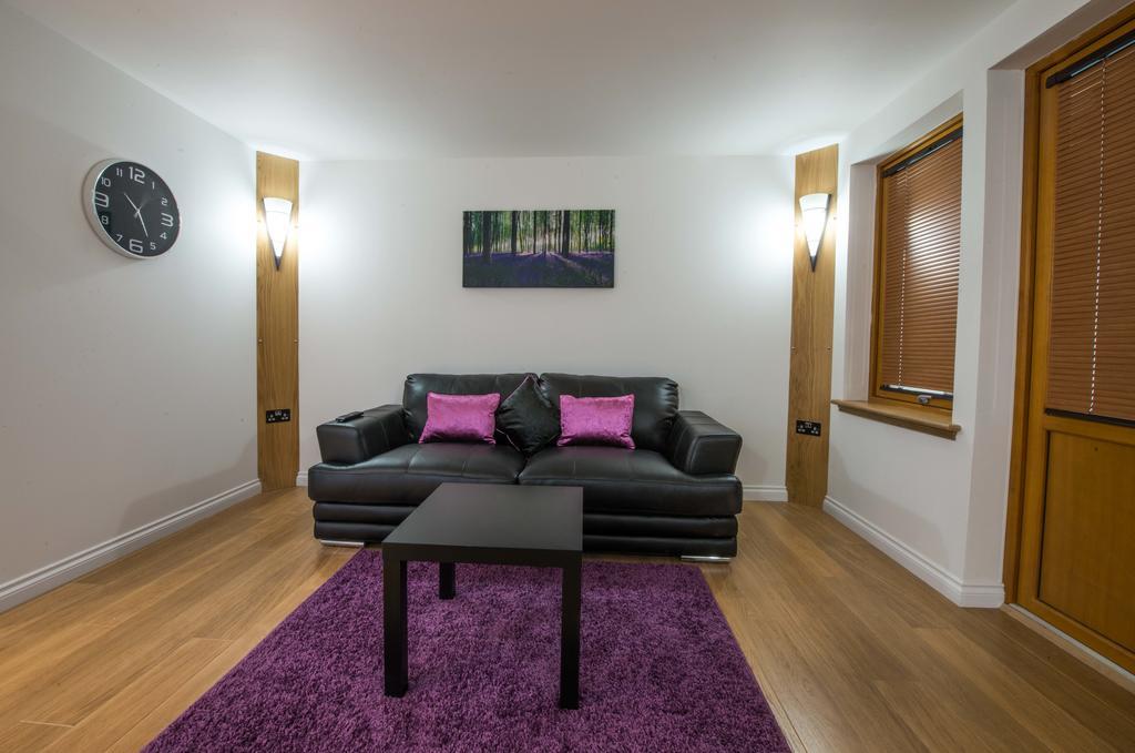 Zinn Apartments - City Centre Абърдийн Екстериор снимка