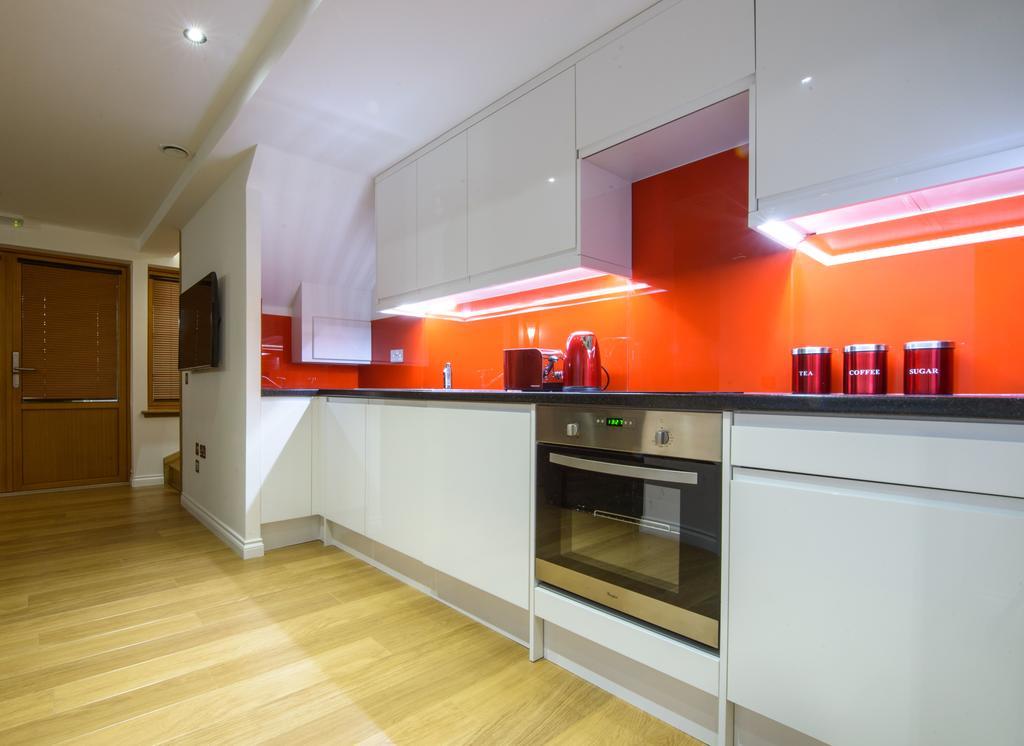 Zinn Apartments - City Centre Абърдийн Екстериор снимка