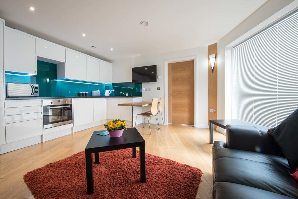 Zinn Apartments - City Centre Абърдийн Екстериор снимка