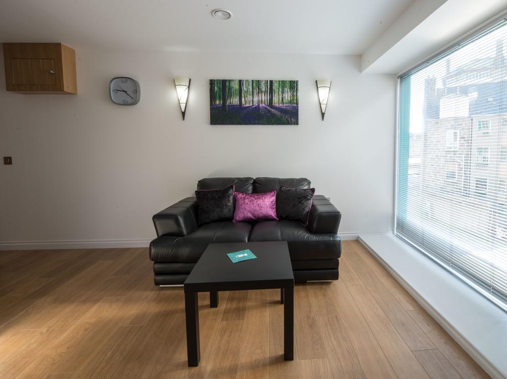 Zinn Apartments - City Centre Абърдийн Екстериор снимка