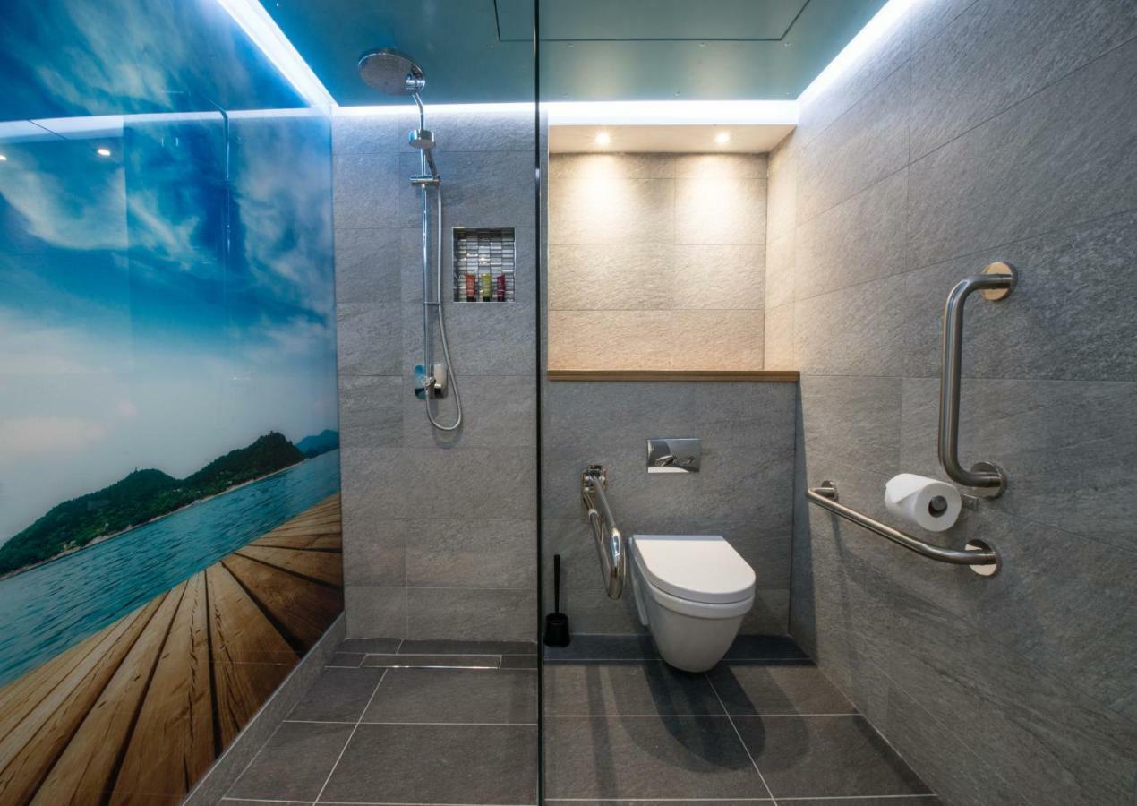 Zinn Apartments - City Centre Абърдийн Екстериор снимка