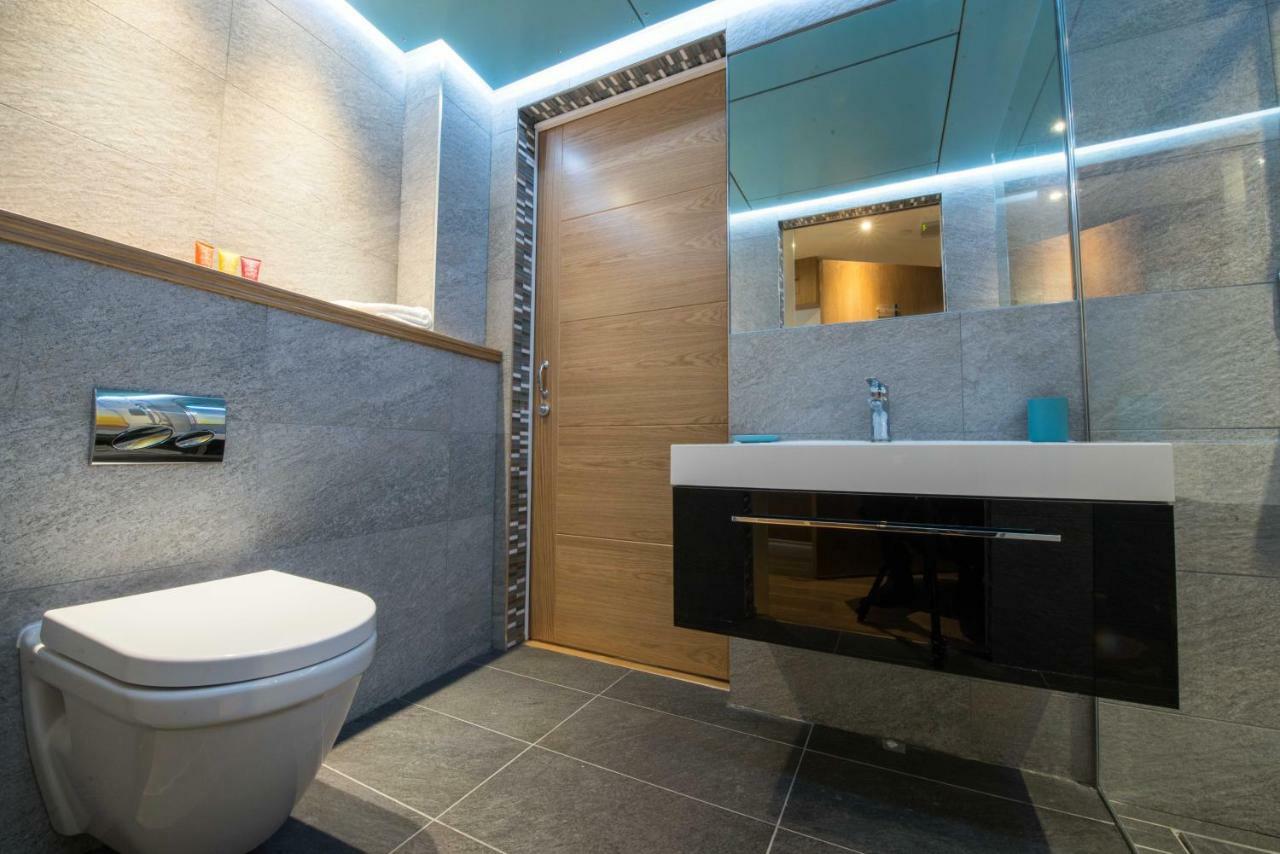 Zinn Apartments - City Centre Абърдийн Екстериор снимка